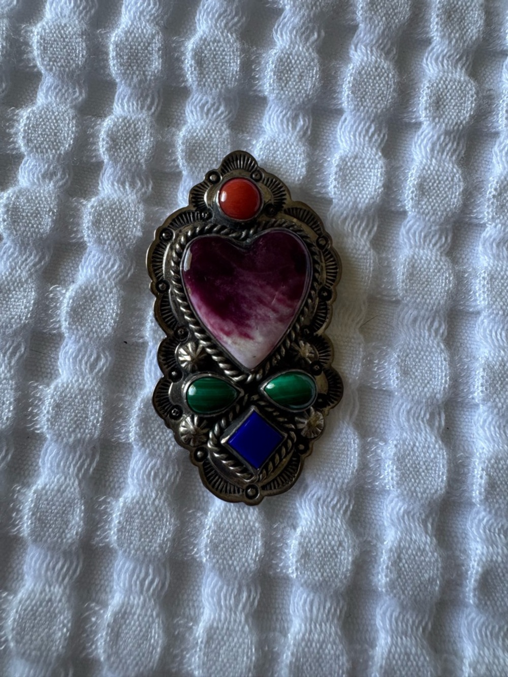 Aaron toadlena Multistone Heart Accent Brooch in Purple, Green, Blue & Coral
